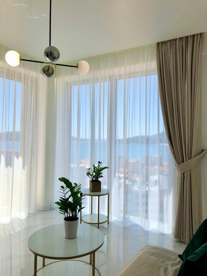 Aura Tower By Gaby Appartement *